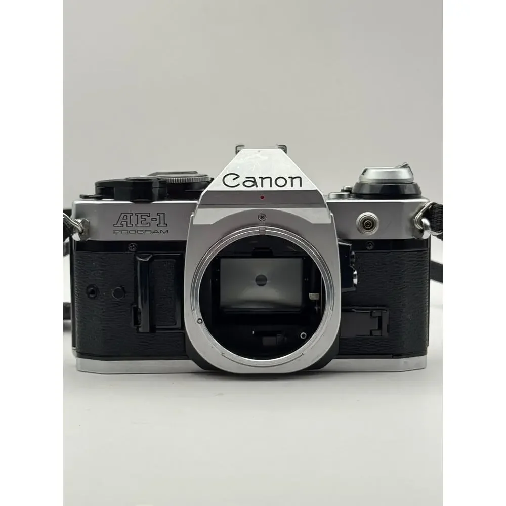 Canon AE-1 Program 35mm SLR Film Camera Manual Focus Vintage Camera Japan Used